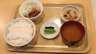 御当地米コシヒカリの販売コーナーが充実しています。新米の販売は9月20日からでした。