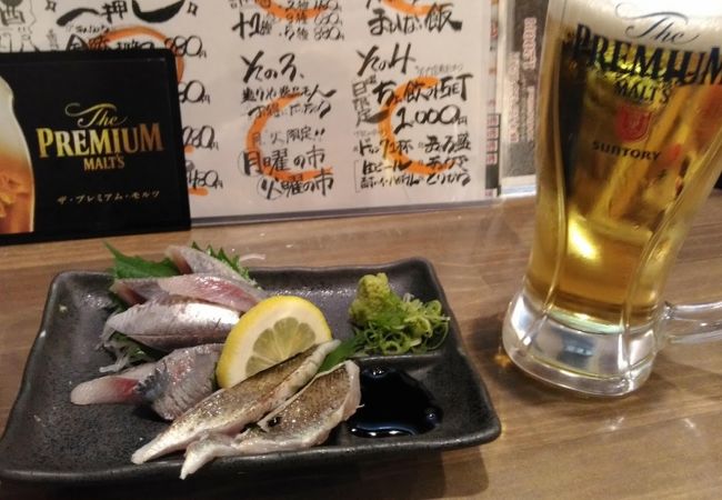 刺身充実の立飲み店