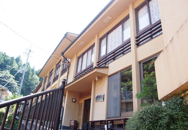 有福温泉　自家源泉の宿・よしだや