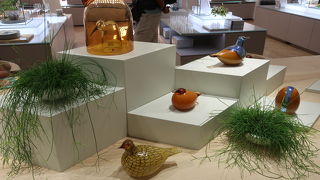 プログレッシブなスカンジナビア・デザインの食器 ♪