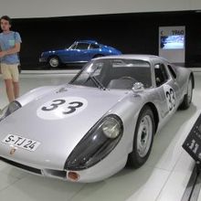 年代ごとに展示