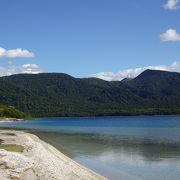 神秘さ漂う湖 （宇曽利山湖）