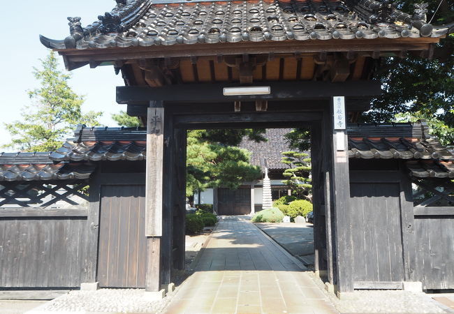 山王日枝神社の裏