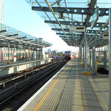 ドックランズレイル