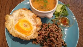 美味しいタイ料理屋さん