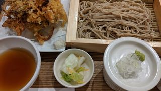 駅ビルで美味しいお蕎麦