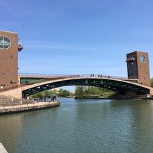 富岩運河環水公園 