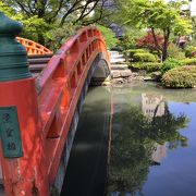 松川七橋の一つですが、富山城址公園内にあります