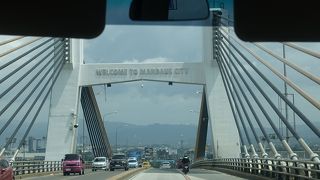 マクタン島とセブ島をつなぐ橋