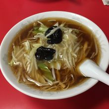 「豚ソバ」超サッパリしょうゆ味～中細ストレート麺