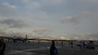 かつての空港を利用しています。