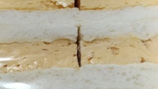 辛しのきいた卵サンド