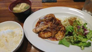 しょうが焼き定食が美味しかった