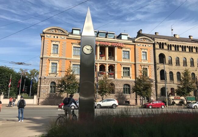 観光客に人気なのは旧市街の方ですが