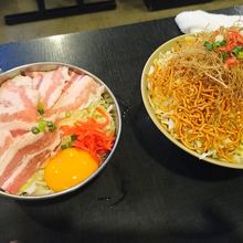 ベビースターもんじゃと豚肉お好み焼き