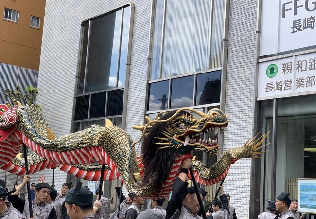 今年は籠町の龍踊り