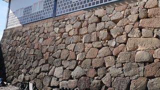 多種多様な石垣