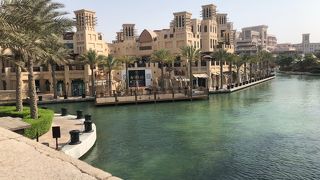 ジュメイラ アル カスル ドバイ