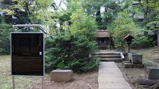 赤坂氷川神社の境内