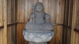 田畑が残る自然豊かな所で空気が美味しいです。