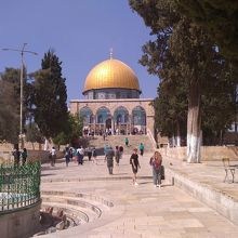 岩のドーム（1）