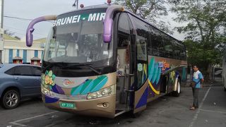 プジュット バスターミナル