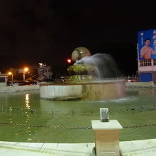 東大門観光夜市付近の風景、噴水