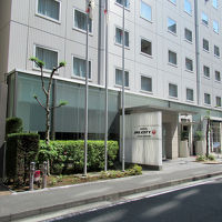 大通りから一本入った場所、最初は少し迷うかもしれません