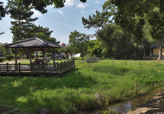 鶴林寺の外周