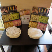 そのロビーの一角には女性用アメニティが用意されていました