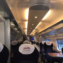 照明の間接照明でいい雰囲気です