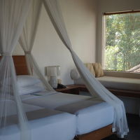 1人でこのサイズのベッドでした。