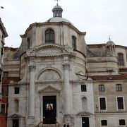 聖サンタルチアが眠る教会