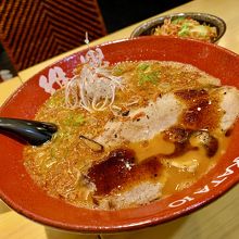 海老豚骨ラーメン。