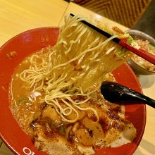 海老豚骨ラーメン。