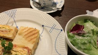 椿屋カフェ 新宿東口店