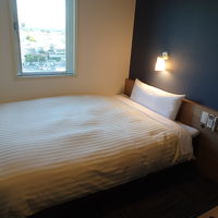 ベッド幅150センチと広い