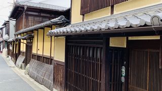 奈良の古い町並みが残る