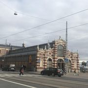 ヘルシンキの屋内市場オールドマーケット