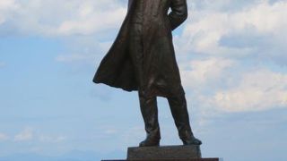 羊を見ながら散策