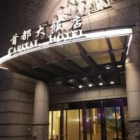 外観です。扉はでかいですが意外に軽いです