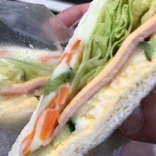 横浜サンドは290円