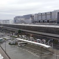 京都駅八条口が見えます
