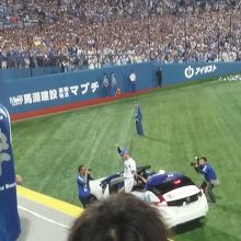 6日、第2戦。 乙坂のサヨナラホームラン！乙坂の凱旋カー！