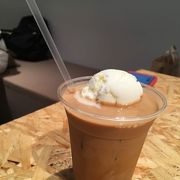 ブルーボトルコーヒー 神戸カフェ