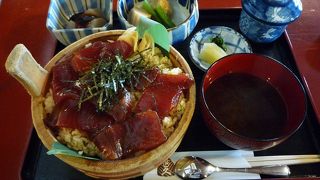 おかげ横丁のすし久で「てこね寿司」