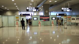 （再訪）保安検査場は優先レーンがあります