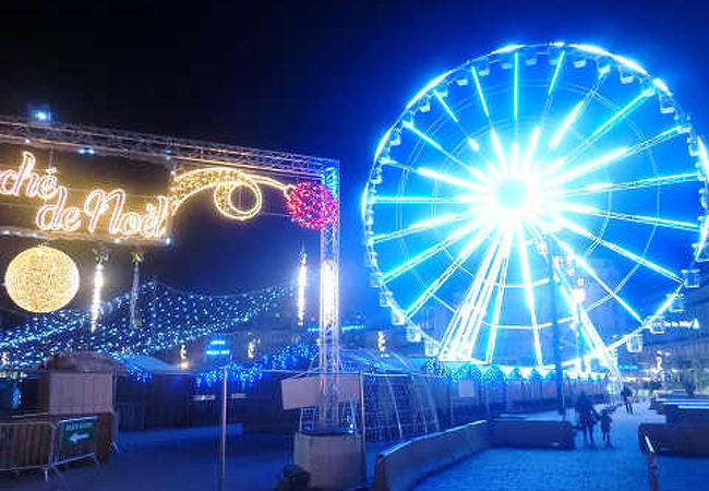 マルセイユ旧港の大観覧車