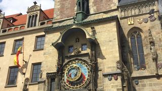 多くの観光客が来ていた