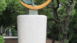 平和のラッパを吹き鳴らせ